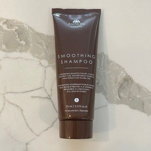 🌸5/$25🌸 Raincry smoothing shampoo